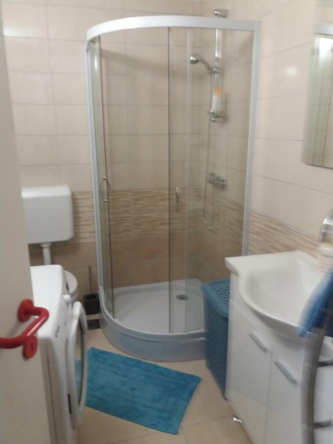 Apartment Tunel Hrušica Exteriör bild